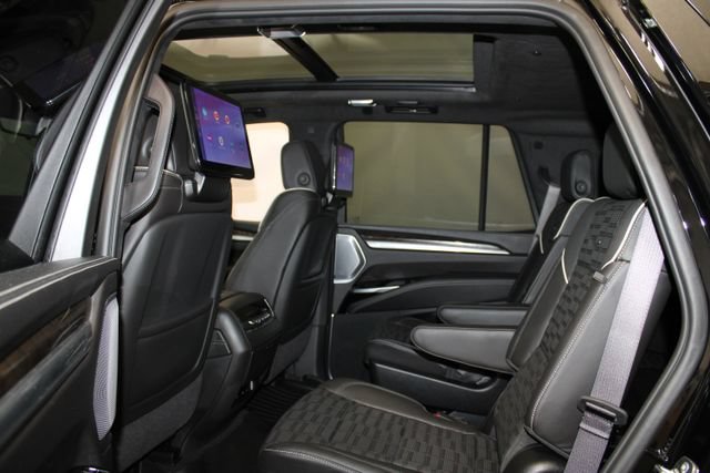 Used 2026 Cadillac Escalade Platinum Sport w/ LPO, ONYX Package AWD/4WD image 10