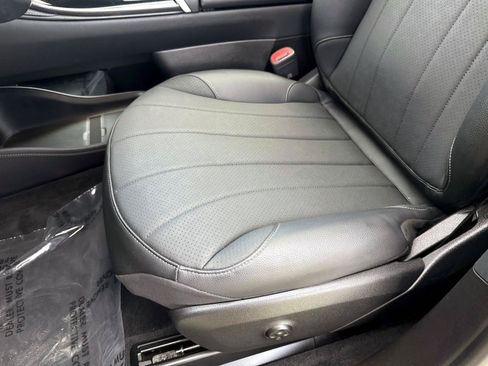 Certified 2023 Mercedes-Benz EQE 350+ SUV image 21