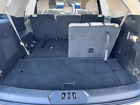 Used 2023 Ford Explorer Limited image 20