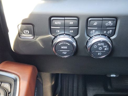 Certified 2024 GMC Sierra 1500 Denali Ultimate image 22