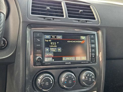 Used 2014 Dodge Challenger SXT w/ Super Sport Group (SS/T) image 28