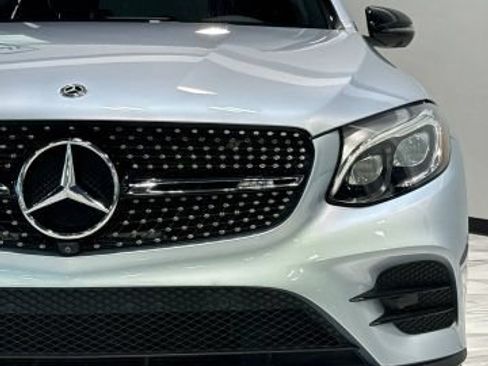 Used 2018 Mercedes-Benz GLC 43 AMG 4MATIC image 4