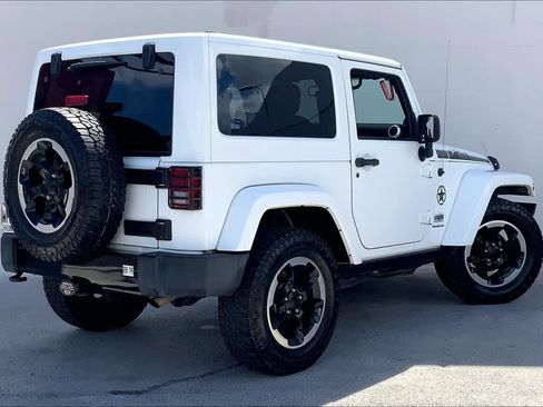 Used 2014 Jeep Wrangler Sahara AWD/4WD image 21