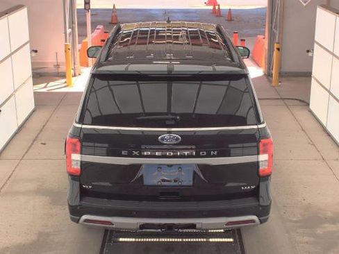 Used 2024 Ford Expedition Max XLT RWD image 9