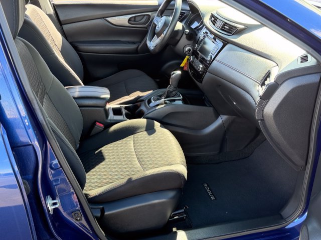 Used 2020 Nissan Rogue S FWD image 24