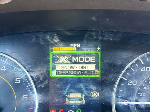 Used 2021 Subaru Crosstrek 2.5i Sport w/ Moonroof Package image 28