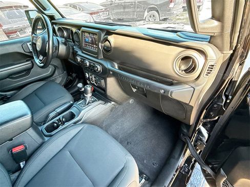 Used 2021 Jeep Wrangler Unlimited Sport S image 32