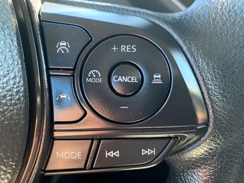 Used 2024 Toyota Corolla LE image 15