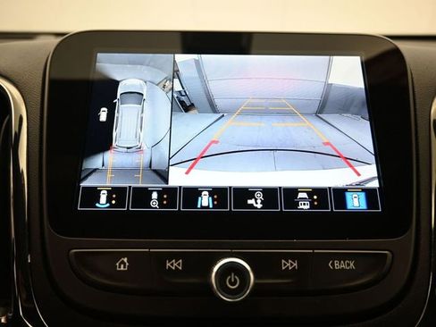 Used 2024 Chevrolet Equinox RS FWD image 17