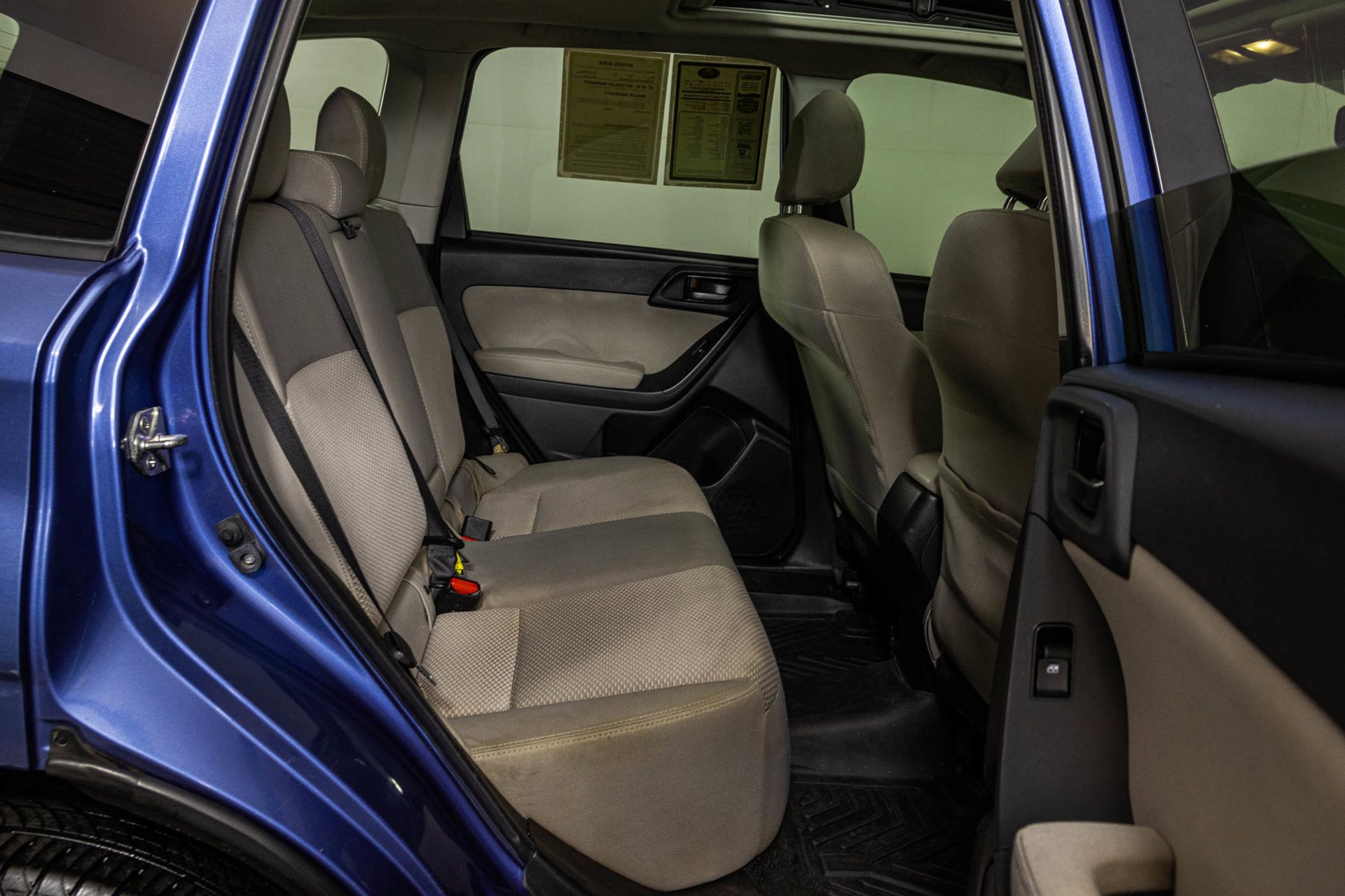 Used 2015 Subaru Forester 2.5i Premium w/ All-Weather Package AWD/4WD image 44