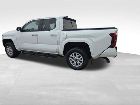Used 2024 Toyota Tacoma SR5 image 16
