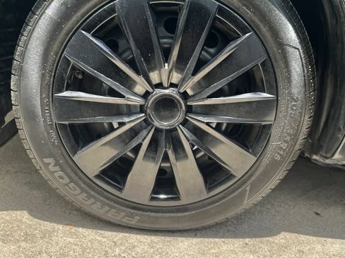 Used 2012 MAZDA MAZDA3 i Sport FWD image 23