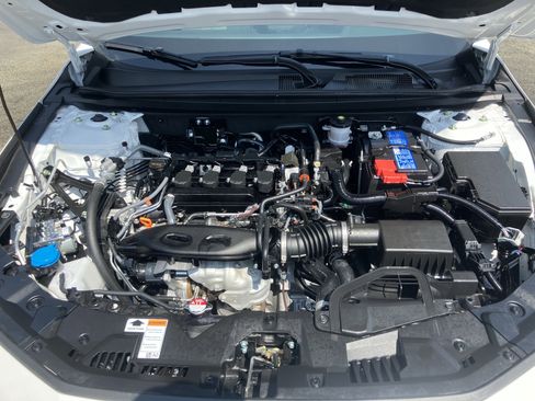 Used 2025 Honda Accord SE image 36