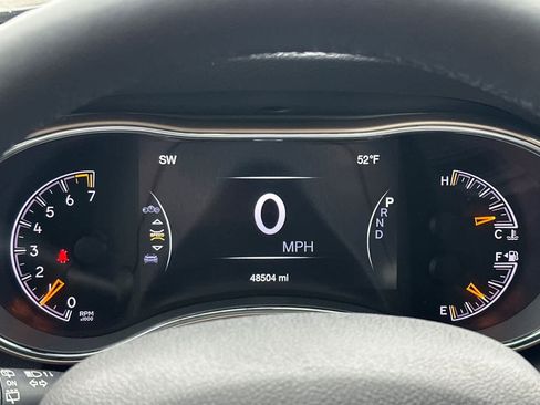 Used 2016 Jeep Grand Cherokee Laredo 75th Anniversary image 24