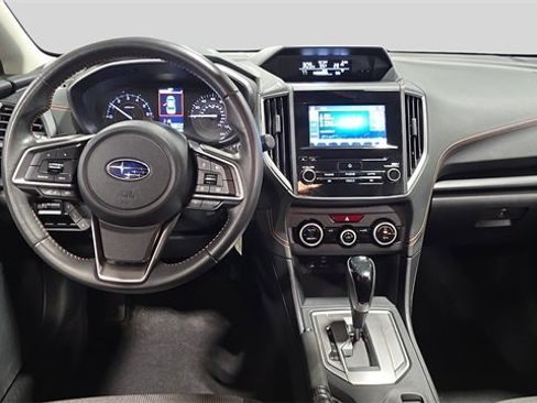 Used 2023 Subaru Crosstrek 2.0i Premium image 9