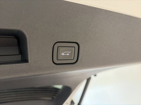 New 2026 Chevrolet Traverse LT w/ Driver Confidence Package image 15