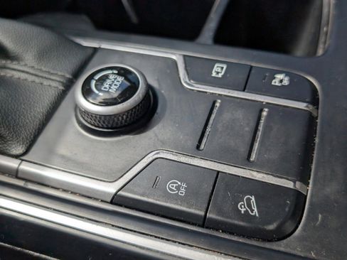 Used 2023 Kia Sorento S w/ Panoramic Sunroof Package FWD image 45