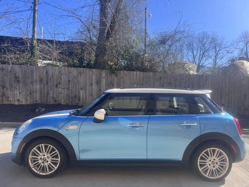 Used 2016 MINI Cooper S image 6