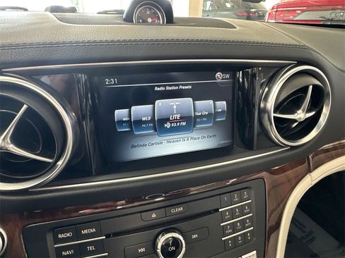Used 2017 Mercedes-Benz SL 550 SL 550 image 12
