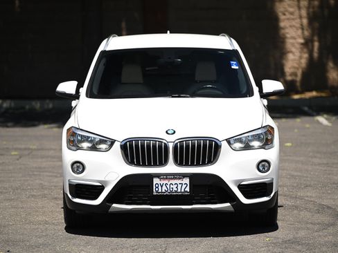Used 2018 BMW X1 sDrive28i FWD image 2