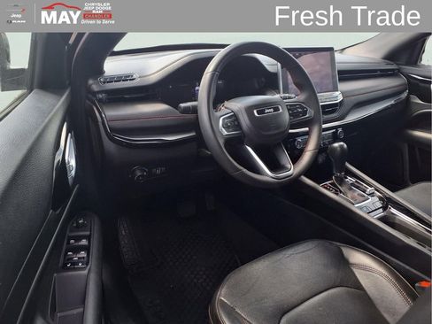 Used 2023 Jeep Compass Trailhawk w/ Trailhawk Elite Group AWD/4WD image 8