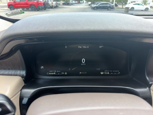 Used 2022 Lincoln Aviator Reserve AWD/4WD image 26