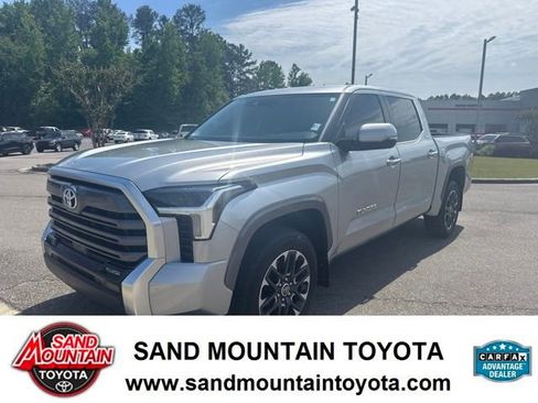 Used 2024 Toyota Tundra Limited AWD/4WD image 6