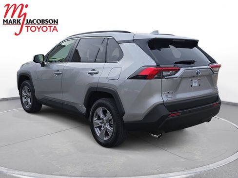 Used 2024 Toyota RAV4 XLE image 13