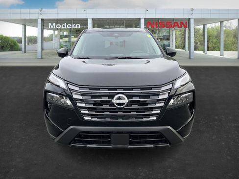 New 2026 Nissan Rogue SV image 8