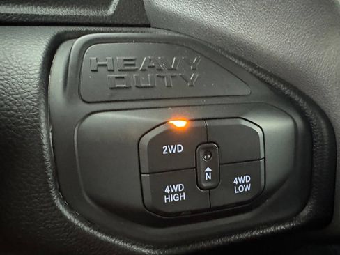 Used 2025 RAM 2500 Big Horn AWD/4WD image 24
