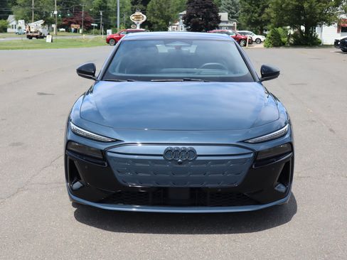 Used 2025 Audi S6 e-tron Premium Plus w/ Premium Plus AWD/4WD image 2