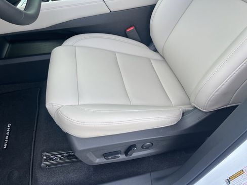 Used 2025 Nissan Murano SV image 7