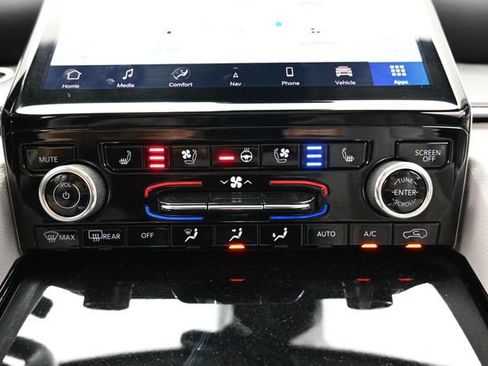Used 2022 Jeep Grand Cherokee L Overland w/ Luxury Tech Group IV AWD/4WD image 45