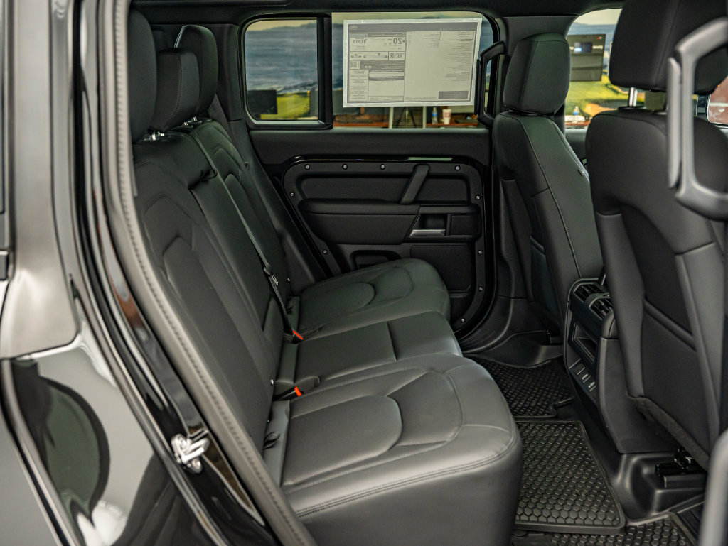 New 2026 Land Rover Defender 110 S AWD/4WD image 41