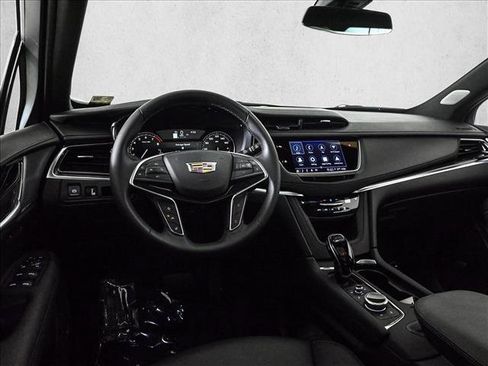 Used 2025 Cadillac XT5 Premium Luxury w/ LPO, Floor Liner Package AWD/4WD image 19