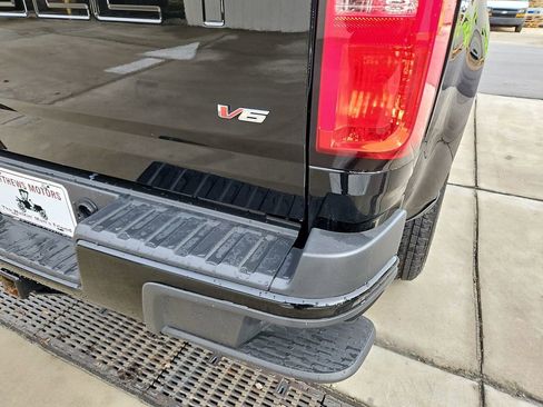 Used 2021 Chevrolet Colorado LT image 29