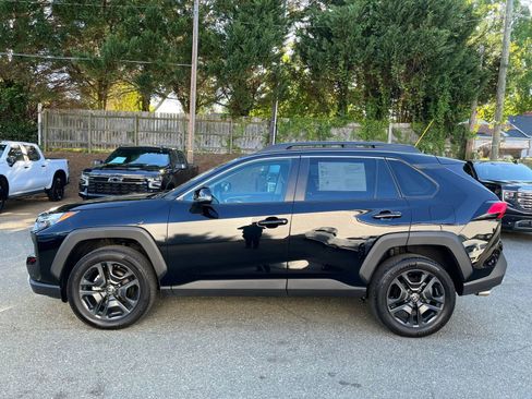 Used 2024 Toyota RAV4 Adventure image 7