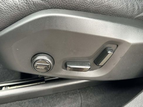 Used 2024 Volvo XC90 B5 Plus image 22