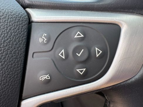 Used 2021 GMC Terrain SLE w/ Driver Convenience Package FWD image 14