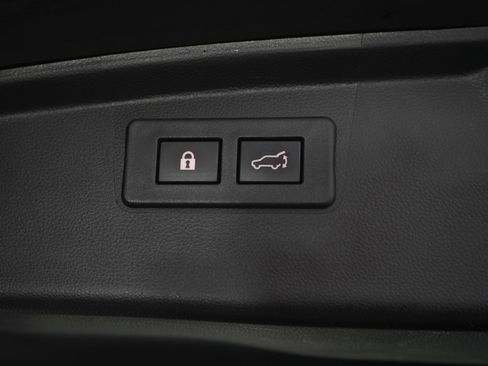 Used 2021 Subaru Outback Touring XT image 12