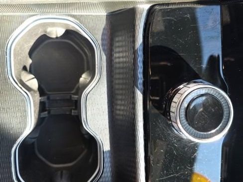 Certified 2024 Jeep Grand Cherokee L Laredo image 20