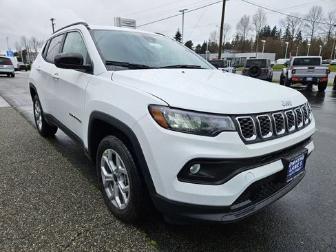 New 2026 Jeep Compass Latitude image 6