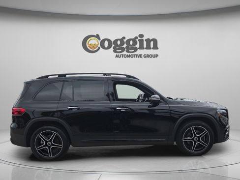 Used 2026 Mercedes-Benz GLB 250 image 8