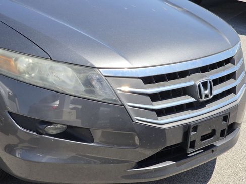 Used 2012 Honda Crosstour EX image 3