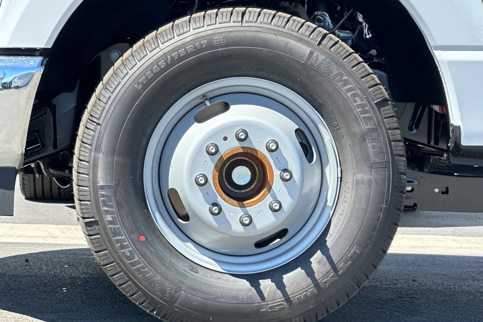 New 2026 Ford F350 XL w/ XL Chrome Package RWD image 20