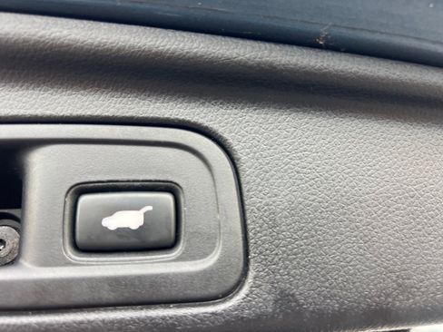 Used 2018 Honda Pilot Touring image 30