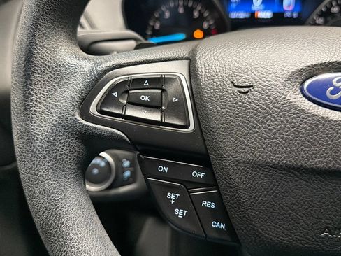 Used 2017 Ford Escape SE w/ Equipment Group 201A AWD/4WD image 11
