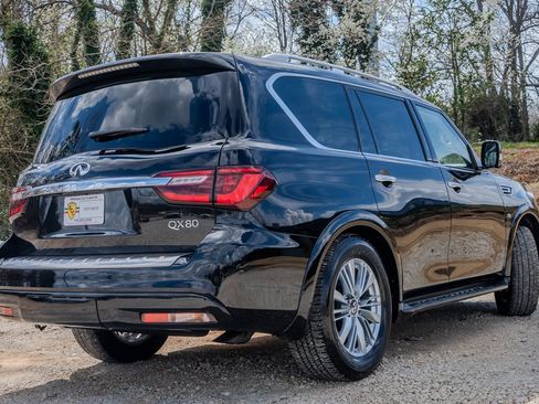 Used 2019 INFINITI QX80 Luxe image 5