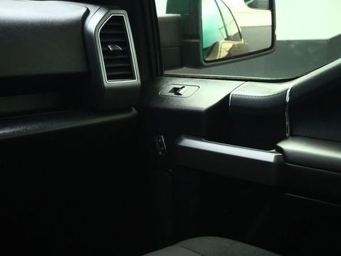 Used 2019 Ford F150 XLT w/ Equipment Group 302A Luxury AWD/4WD image 46