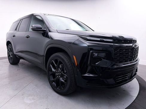 Used 2024 Chevrolet Traverse RS w/ LPO, Floor Liner Package image 11